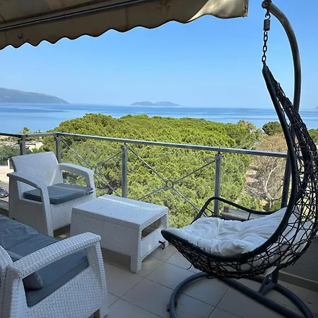 Suite Apartment Vlore アパート