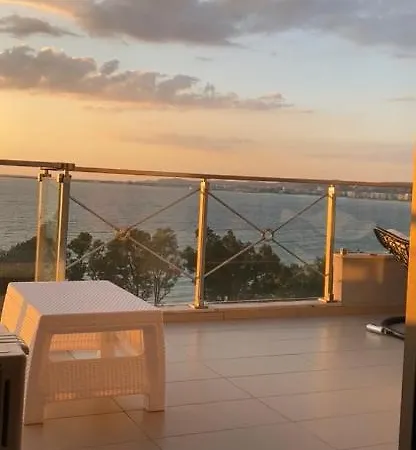 Suite Apartment Vlore Apartamento Vlorë